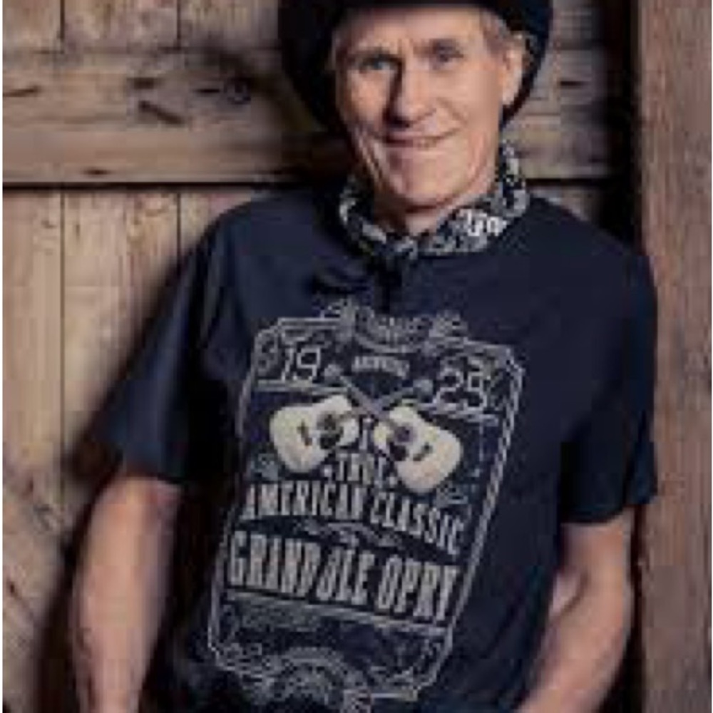 Grand Ole Opry 🤠 Classic Graphic Men's Black T-Shirt